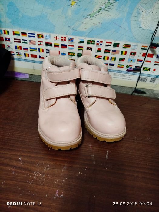 Ботинки для девочки