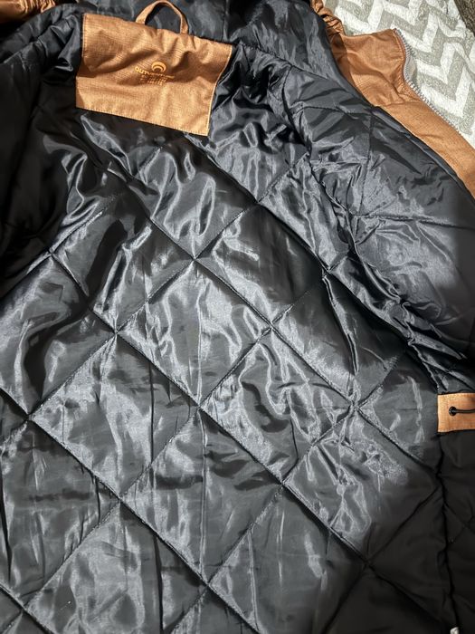 Продам куртку на осень-весна