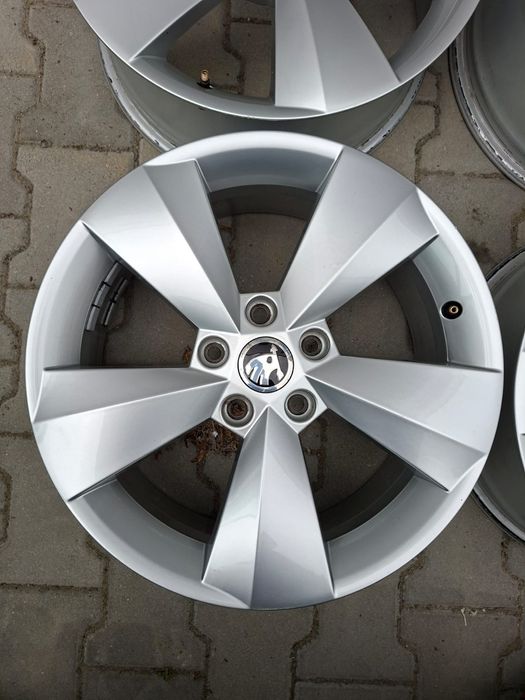 Jante Originale Skoda 17 5x112 Octavia Superb Karoq Yetti etc