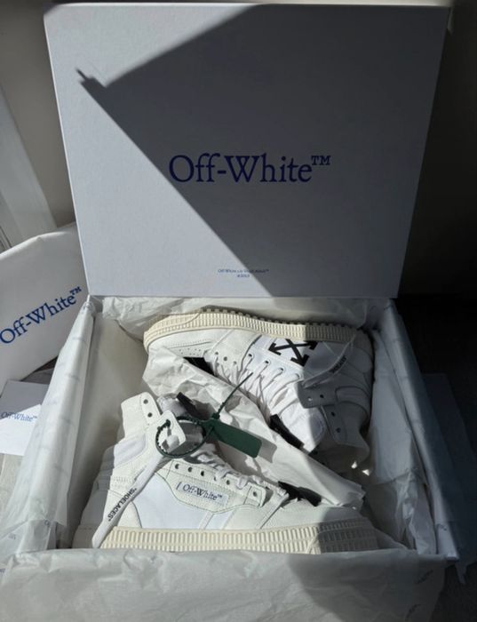 Off White Court 3.0