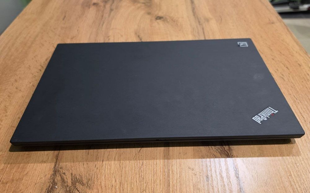 Lenovo ThinkPad P15s