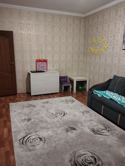 Продам квартиру мкрн Водник-1