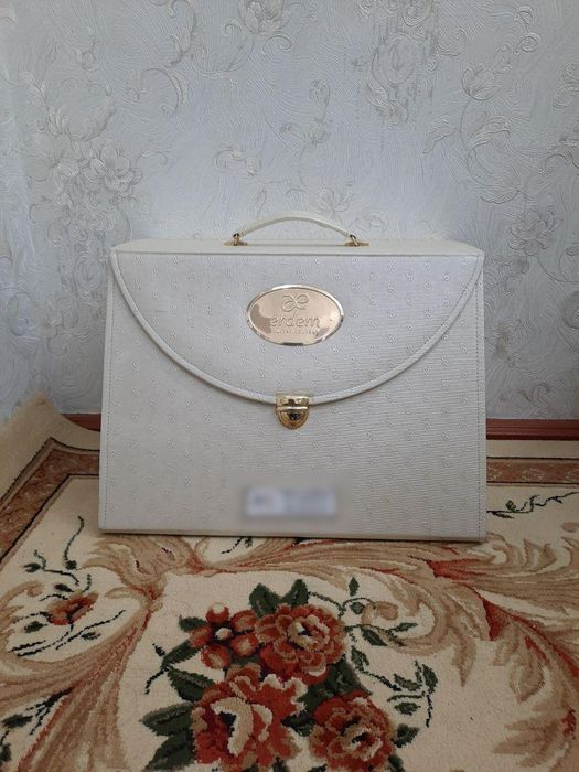 Продаём каталок-альбом для пригласительных