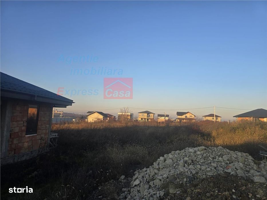 Teren intre case, zona Bucium, 482 mp