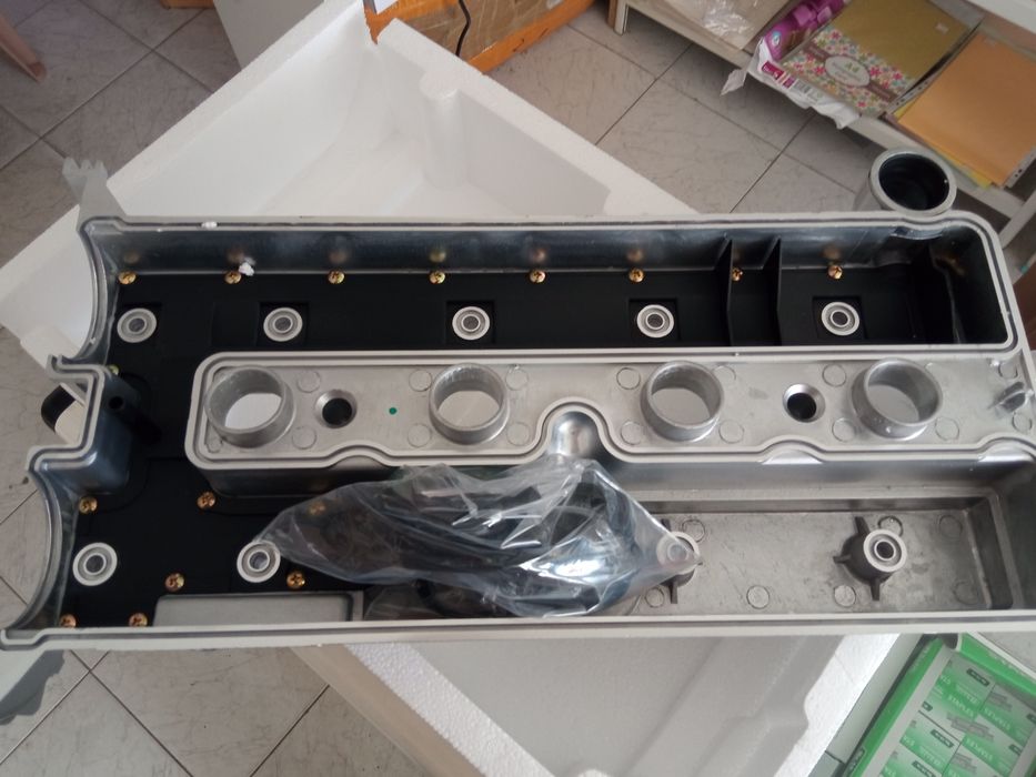 Алуминиев капак клапани опел антара шевролет каптива