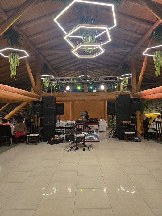 Închiriez Sistem Sunet XA 2 PRO