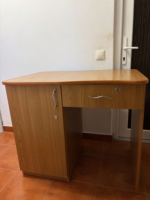Birou/masă superb
