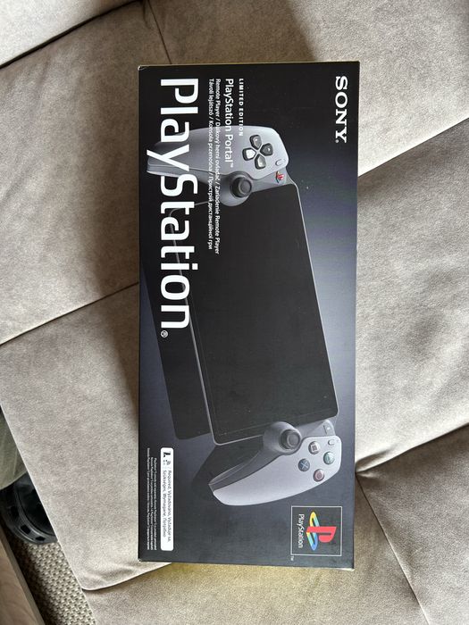 Playstation Portal 30th anniversary limited edition