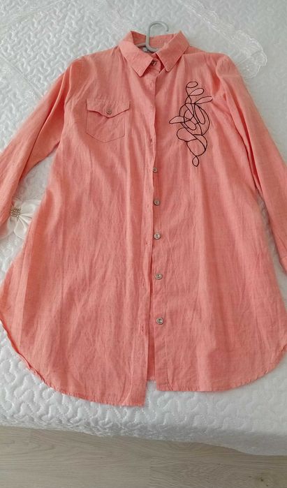 Дамска риза + ПОДАРЪК пухен елек