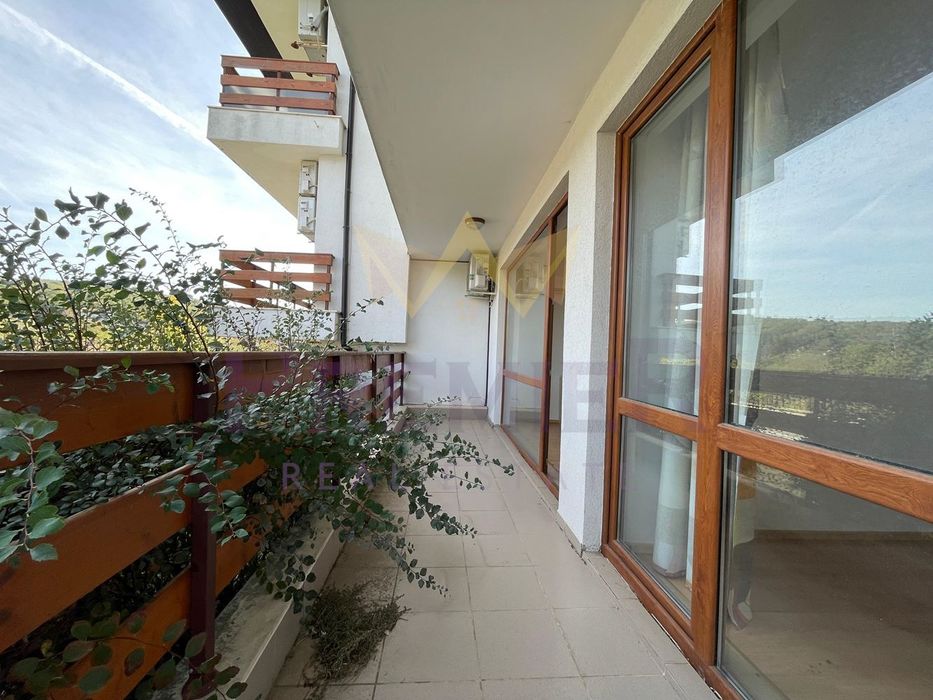 Продава се Двустаен апартамент в к.к. Слънчев бряг - 66 кв.м за 670 €/кв.м - Снимка #5