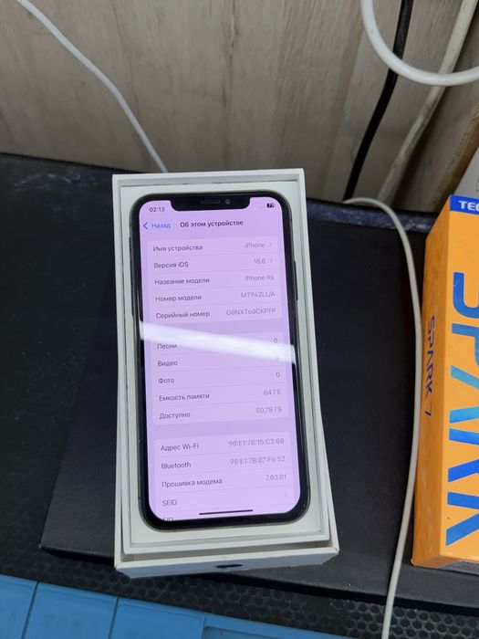 iPhone xs 64gb срочни сотилади