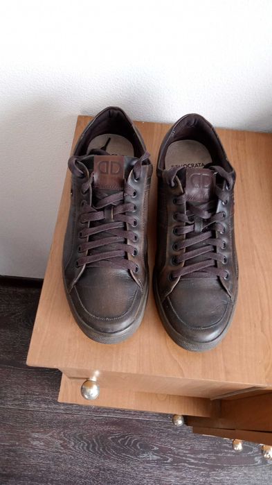 Кожаные обувь маде Бразилия.