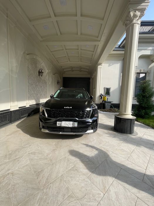 Kia sorento sotiladi