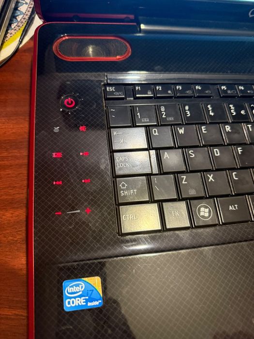 Laptop Gaming/Office Toshiba Qosmio X500