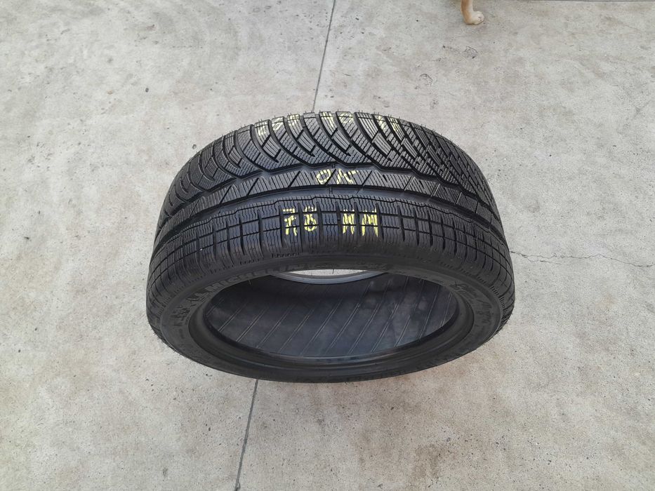 O anvelopa iarna 255 40 18 michelin pilot alpin PA4 profil 7,8 mm