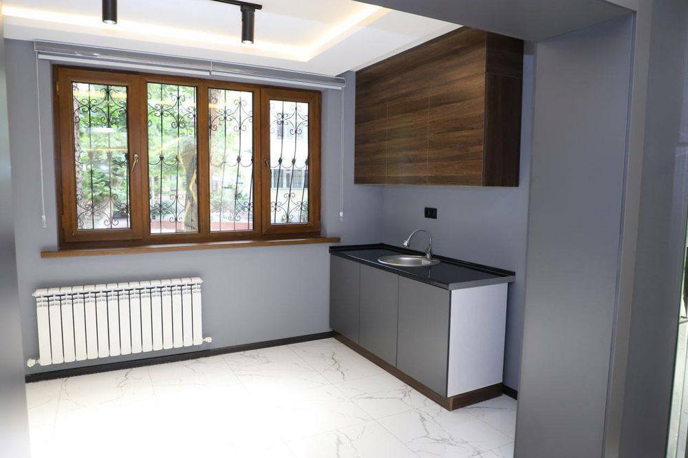 Срочно! Коммерческое помещение 110 м²  ориентир Ойбек