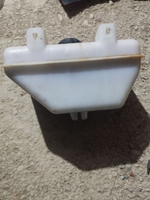 Уаз Патриот Расширительный бачок