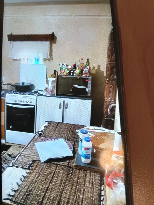 Vand două case în aceeași curte 5000mp