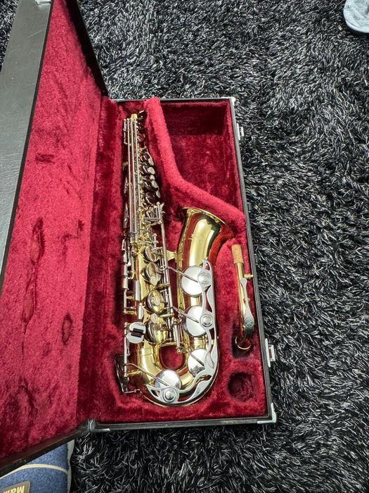 Vand saxofon alto Yamaha Yas 25 japan impecabil