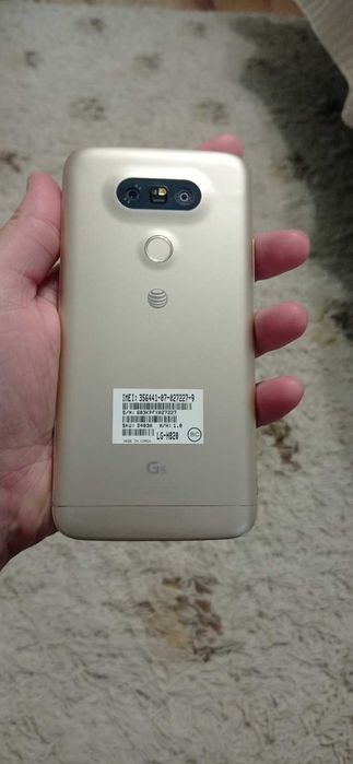 Телефон LG G5 - Отлично външно състояние