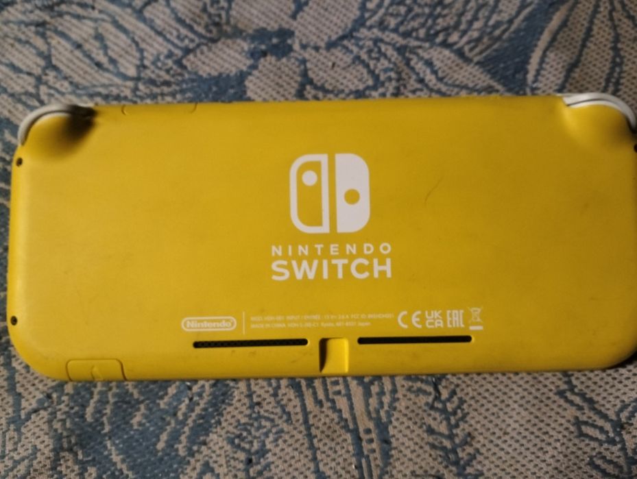 Игровая консоль Нинтендо свитч