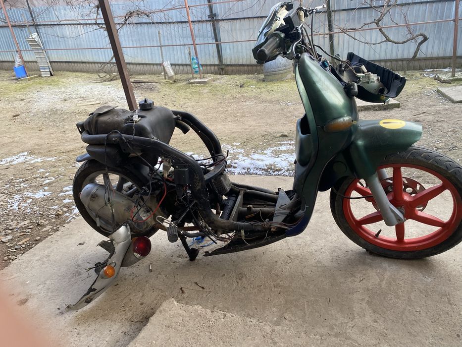 De vânzare scuter 125 !