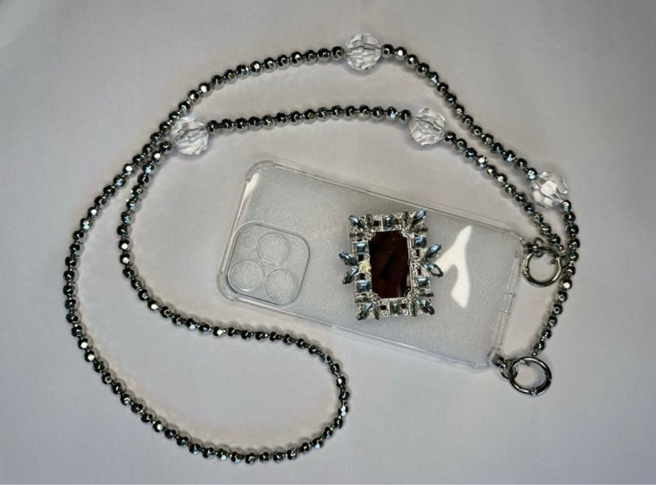 Чехлы для iphone 15 рго и Max с ремешком