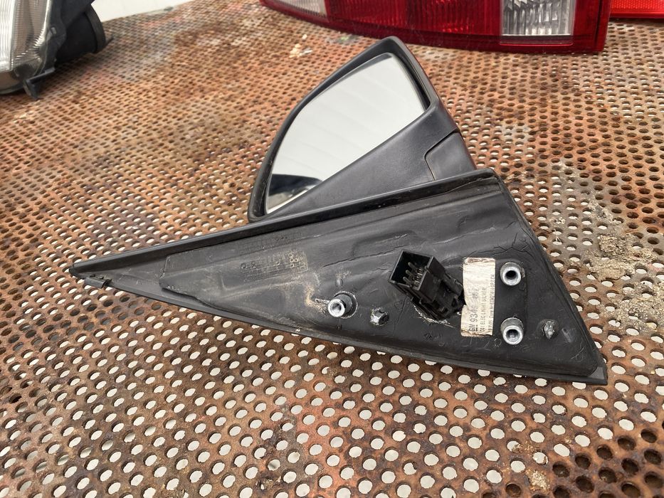 Дясно огледало за опел мерива а