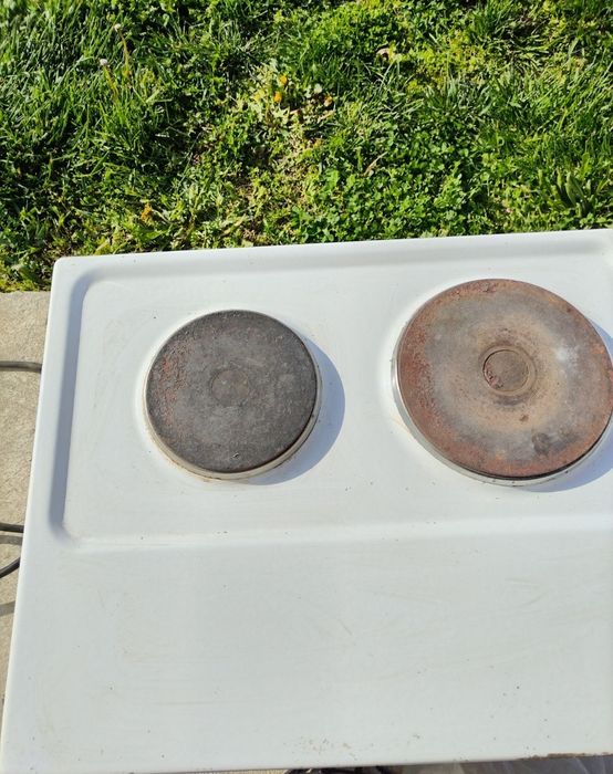 Полилей - тройка, готварски печки, сешоар.