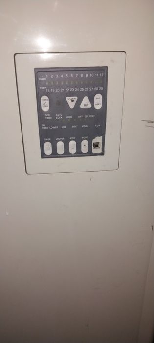 Konditsioner sotiladi holati a'lo ishlashi yaxshi sifati yaxshi