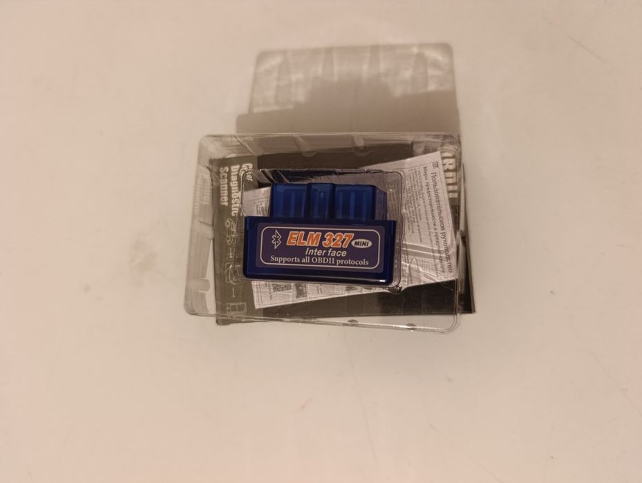 OBD2 сканер (диагностический адаптер), модель типа ELM327 mini.