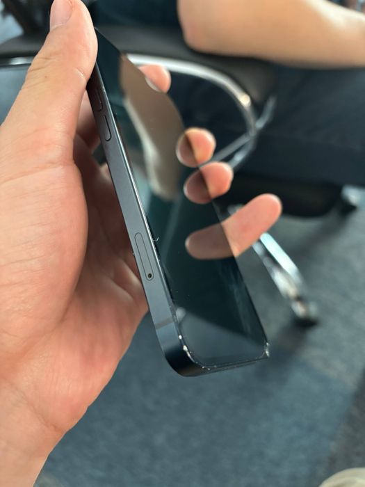 Прдам iphone 13 128 гб