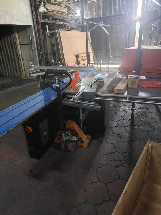 Распиловочный станок  MJ45DM