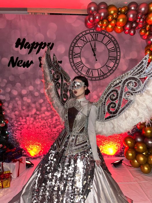 Зеркальный костюм