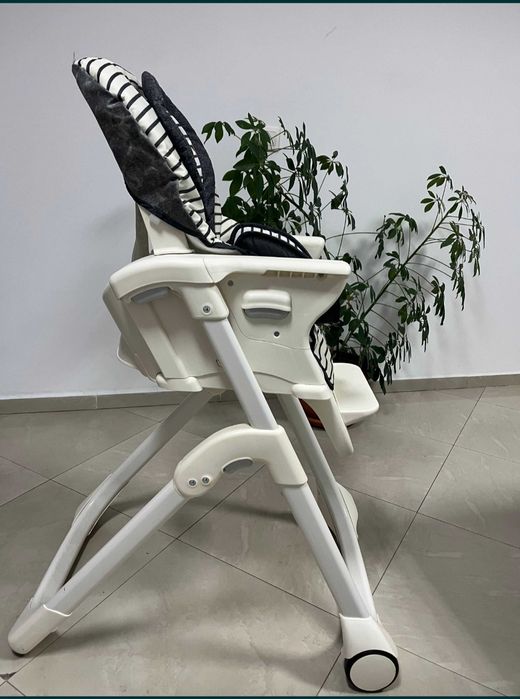 Scaun masa bebe graco