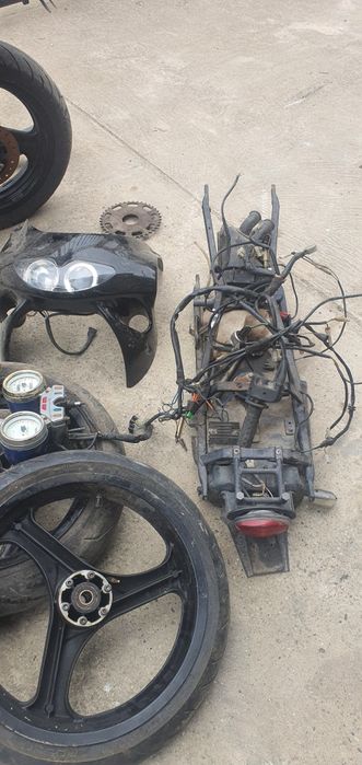 Aprilia rs af1 два цели и един на части