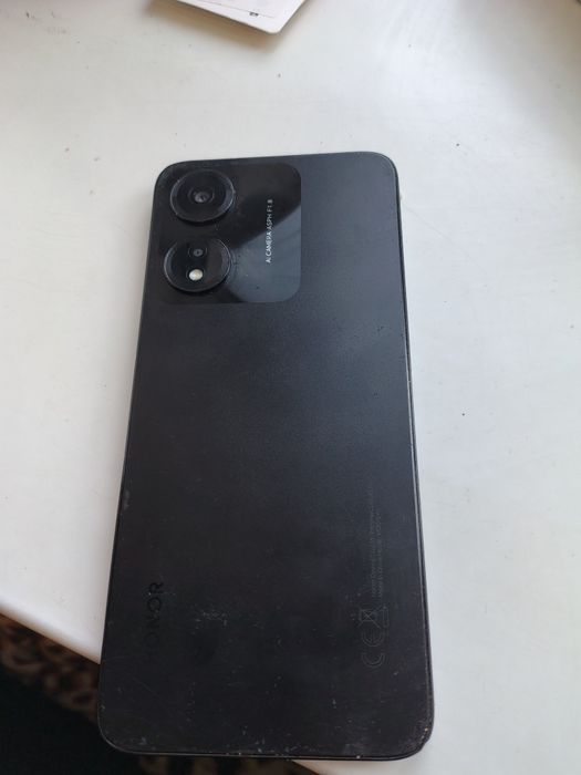 Продам телефон. HONOR X5 plus