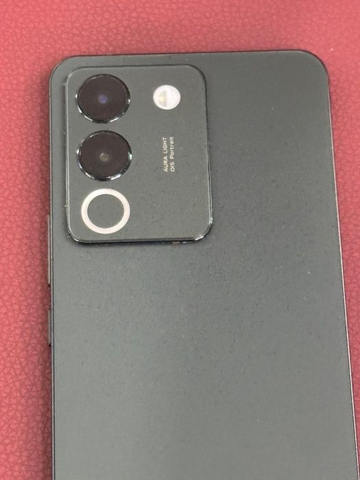 Продам телефон..