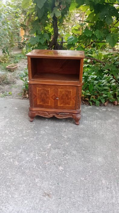 Vand mobilier mic