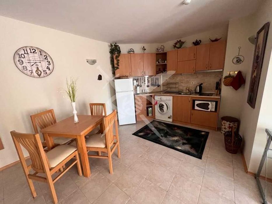 Продава се Двустаен апартамент в к.к. Слънчев бряг - 74 кв.м за 1080 €/кв.м - Снимка #3