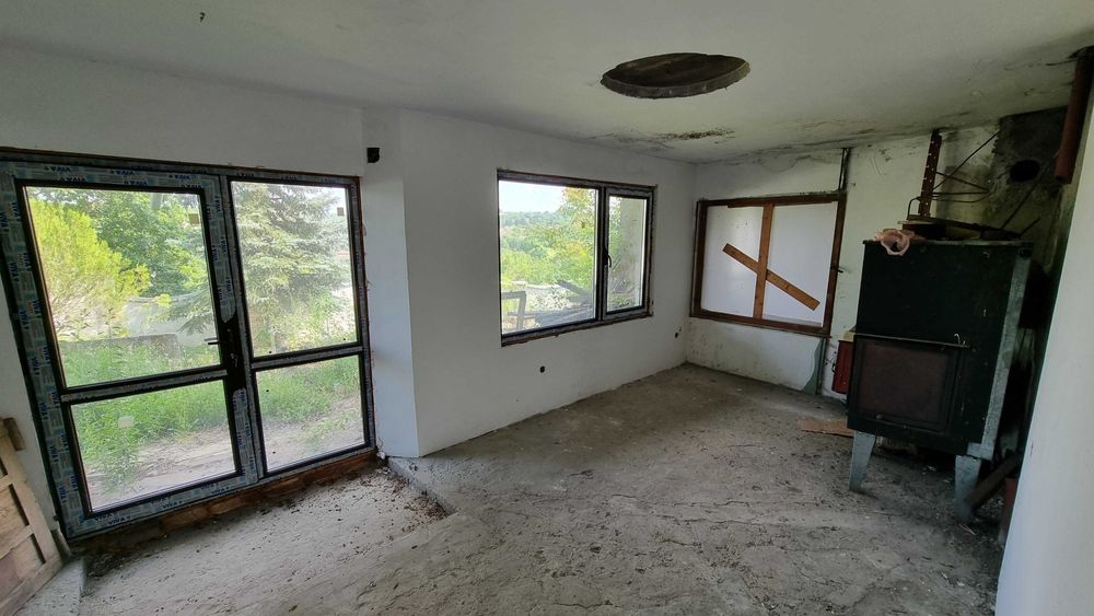 Продава се Къща в с. Пороище, Област Разград - 130 кв.м за 589 €/кв.м - Снимка #6