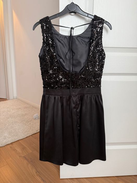 Rochie scurta cu paiete