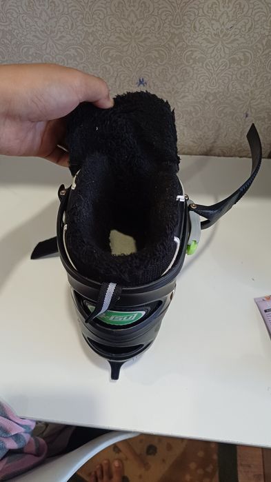 Продам Коньки детский