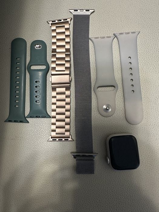 Apple Watch Series 7 41 mm -stare foarte buna,culoare Argintiu ,l