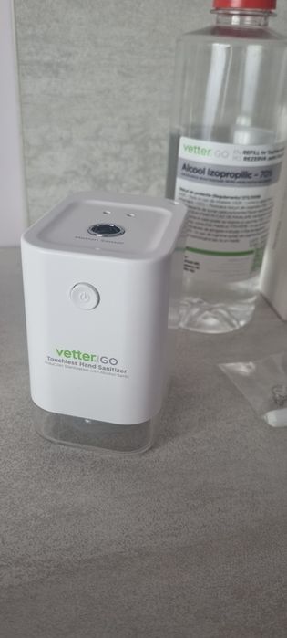 Aparat dezinfectant pentru maini telefon sau alte obiecte