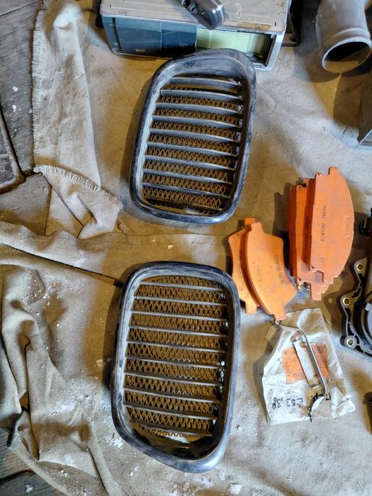 Продам запчасти на БМВ е39 и е38