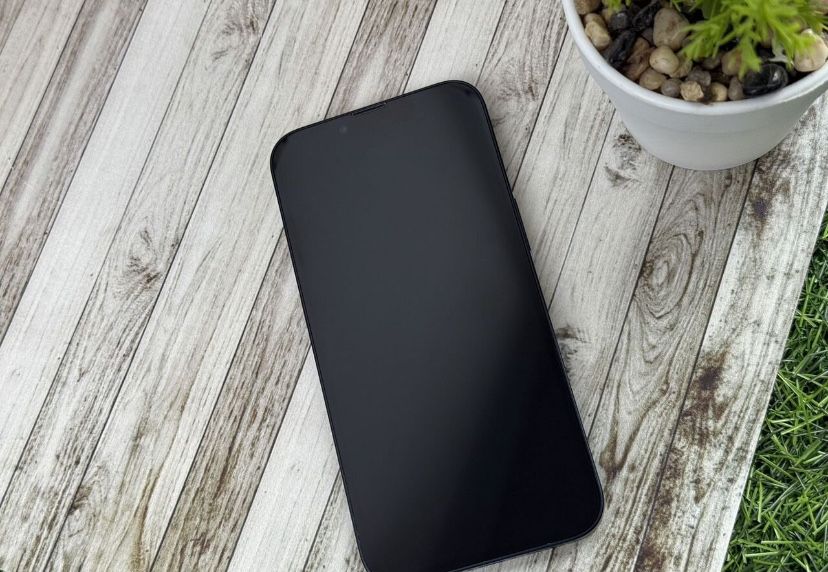 iPhone 13 128Gb с гарантией