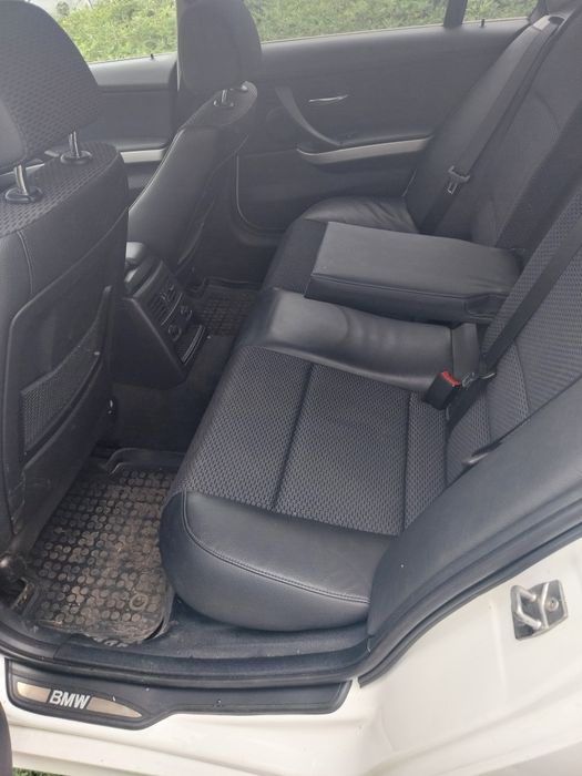 Перфектен Черен ел. кожен салон с мемори  Ляв Волан BMW E91 LCI FACE