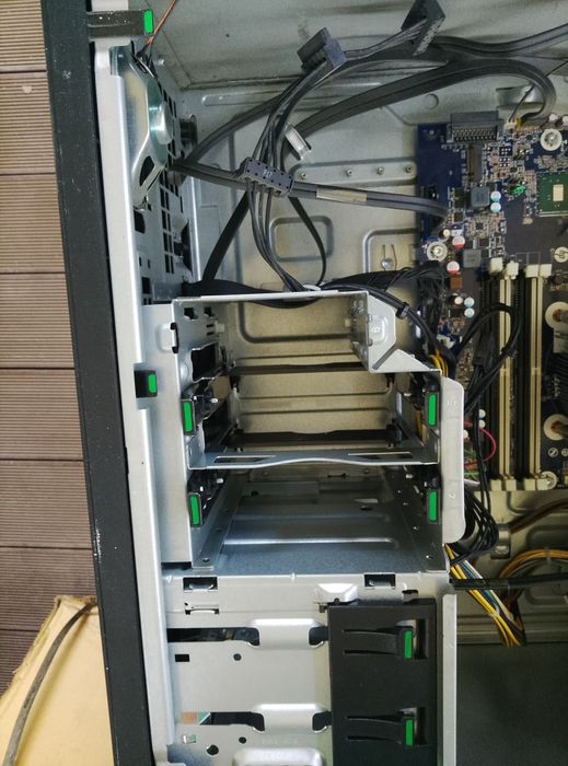 HP Z240 Tower Workstation, Intel Core i7-6700, БП 400W Platinum