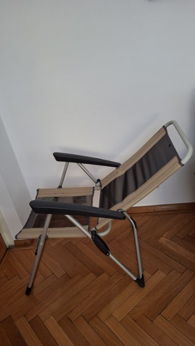 Scaun tip sezlong